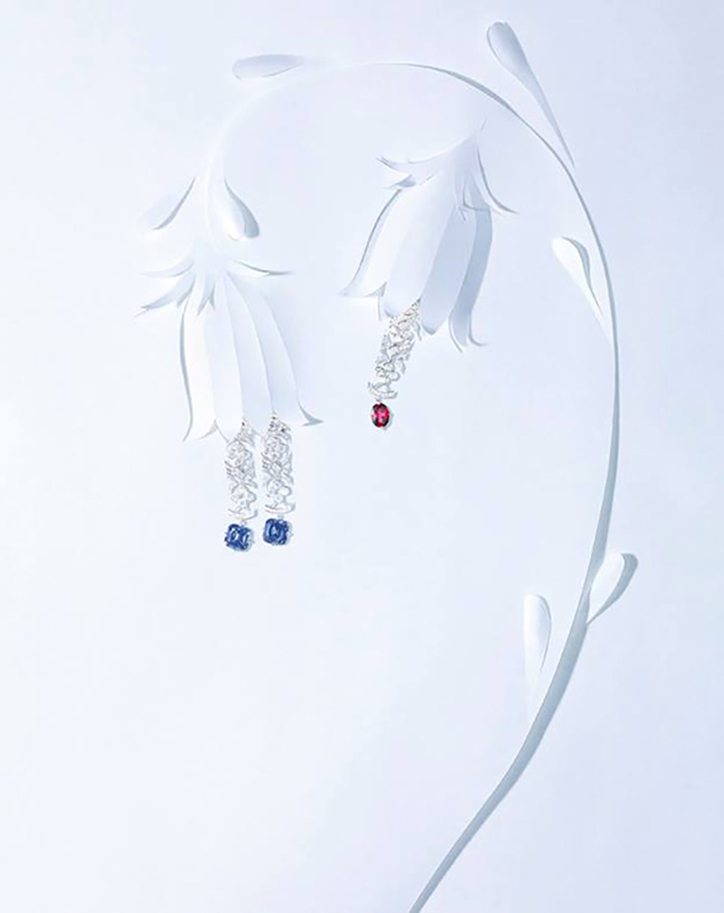 VOGUE japan - Set Design by MATHILDE NIVET